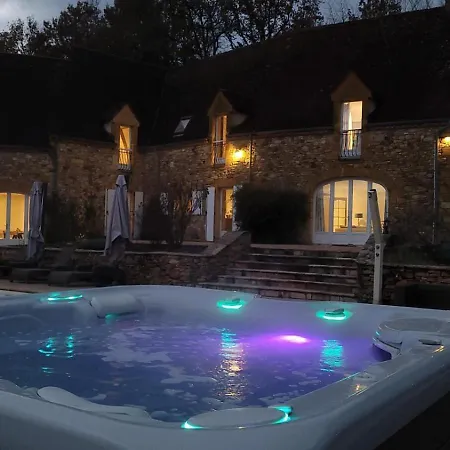 Βίλα Luxury Chateau W. Pool & Hot Tub In Dordogne